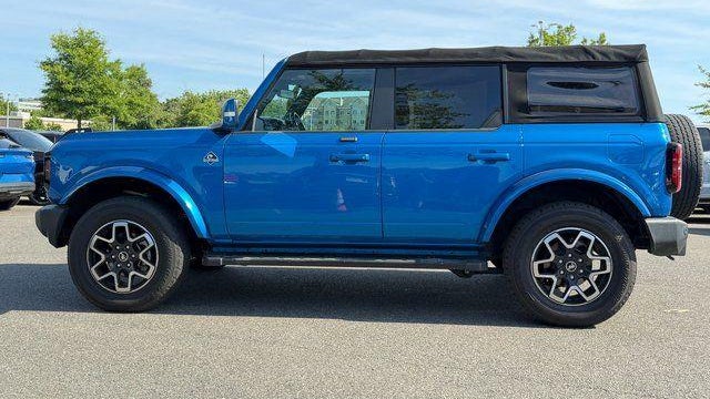 2021 Ford Bronco Base
