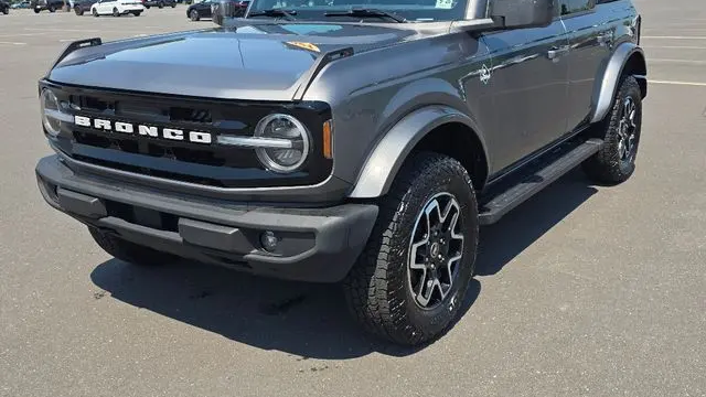 2021 Ford Bronco Outer Banks