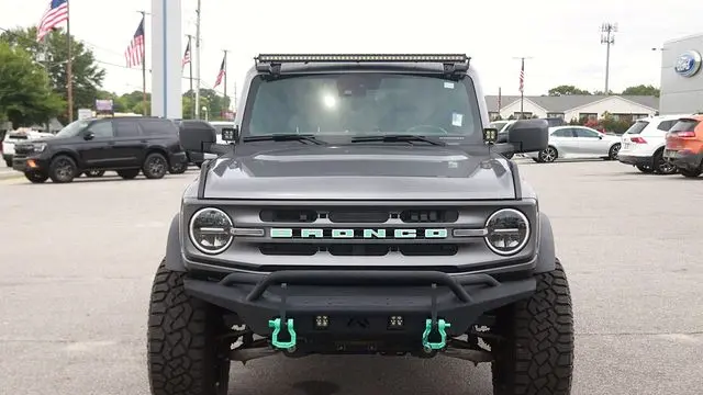 2022 Ford Bronco Base