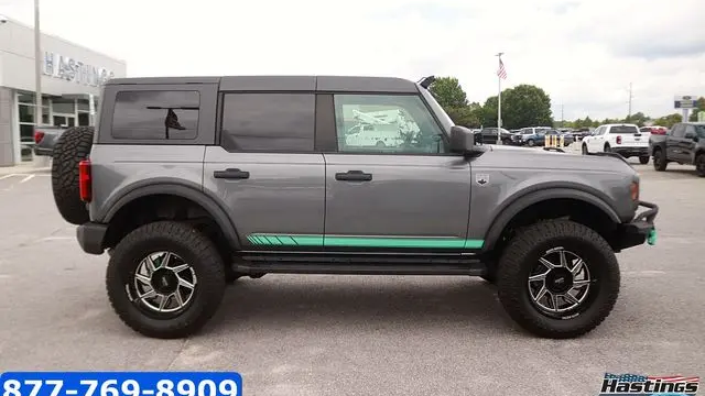 2022 Ford Bronco Base