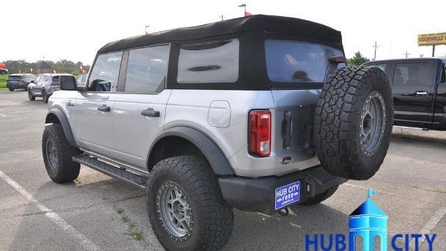 2023 Ford Bronco Base