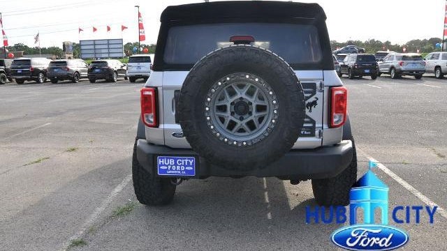 2023 Ford Bronco Base