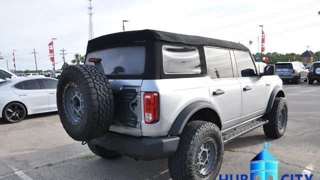 2023 Ford Bronco Base