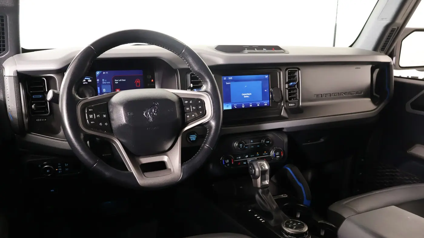 2023 Ford Bronco Base