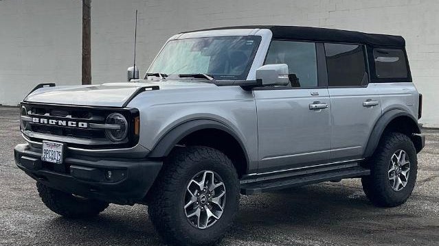 2023 Ford Bronco Base