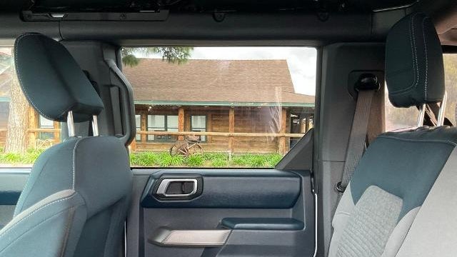 2023 Ford Bronco Base