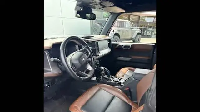 2023 Ford Bronco Base