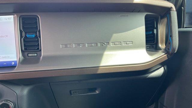 2022 Ford Bronco Base