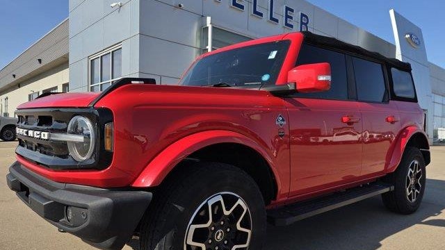 2022 Ford Bronco Base