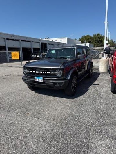 2022 Ford Bronco 4X4 Black Diamond 4DR SUV