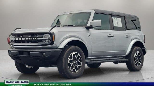 2023 Ford Bronco Base
