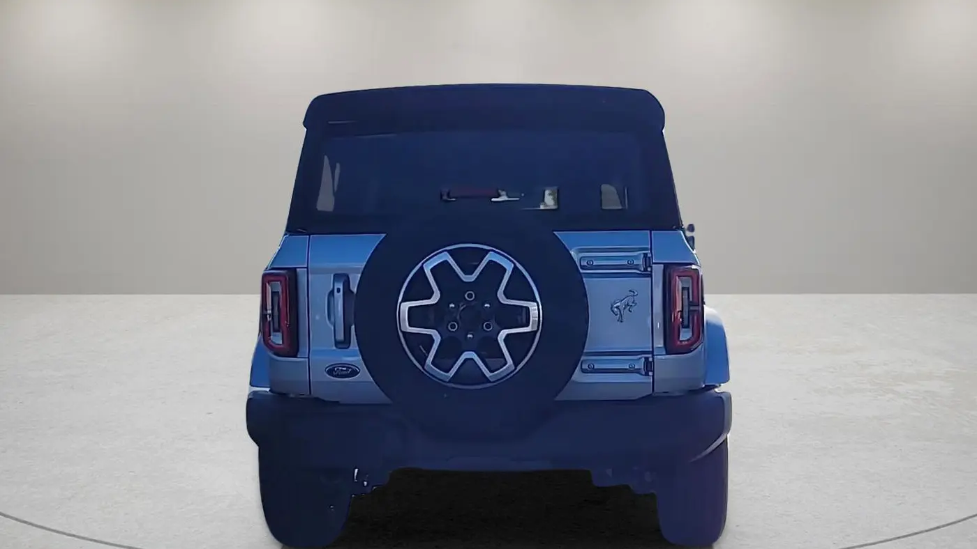 2023 Ford Bronco Base