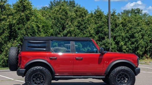 2023 Ford Bronco Outer Banks
