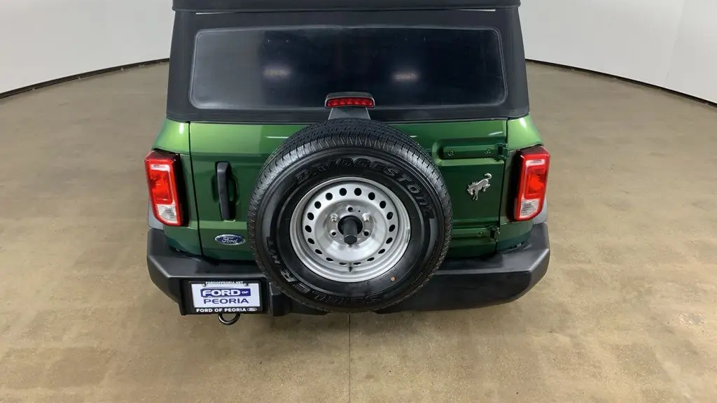 2023 Ford Bronco Base