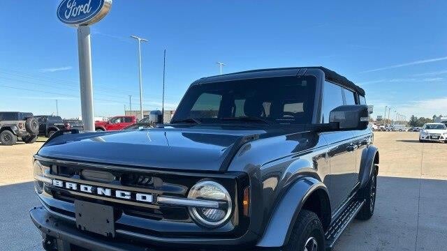 2023 Ford Bronco Base