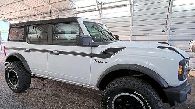 2021 Ford Bronco Base