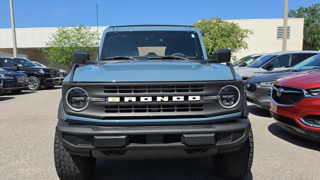 2022 Ford Bronco Base