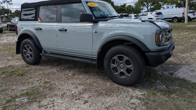 2023 Ford Bronco Base