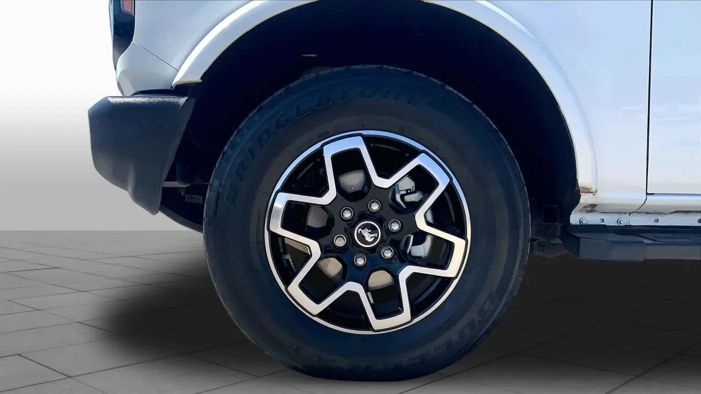 2021 Ford Bronco Base