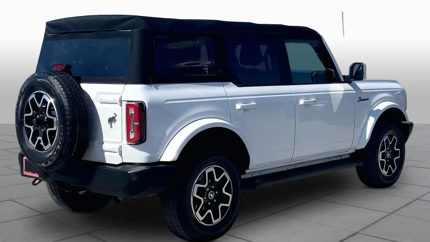 2021 Ford Bronco Base