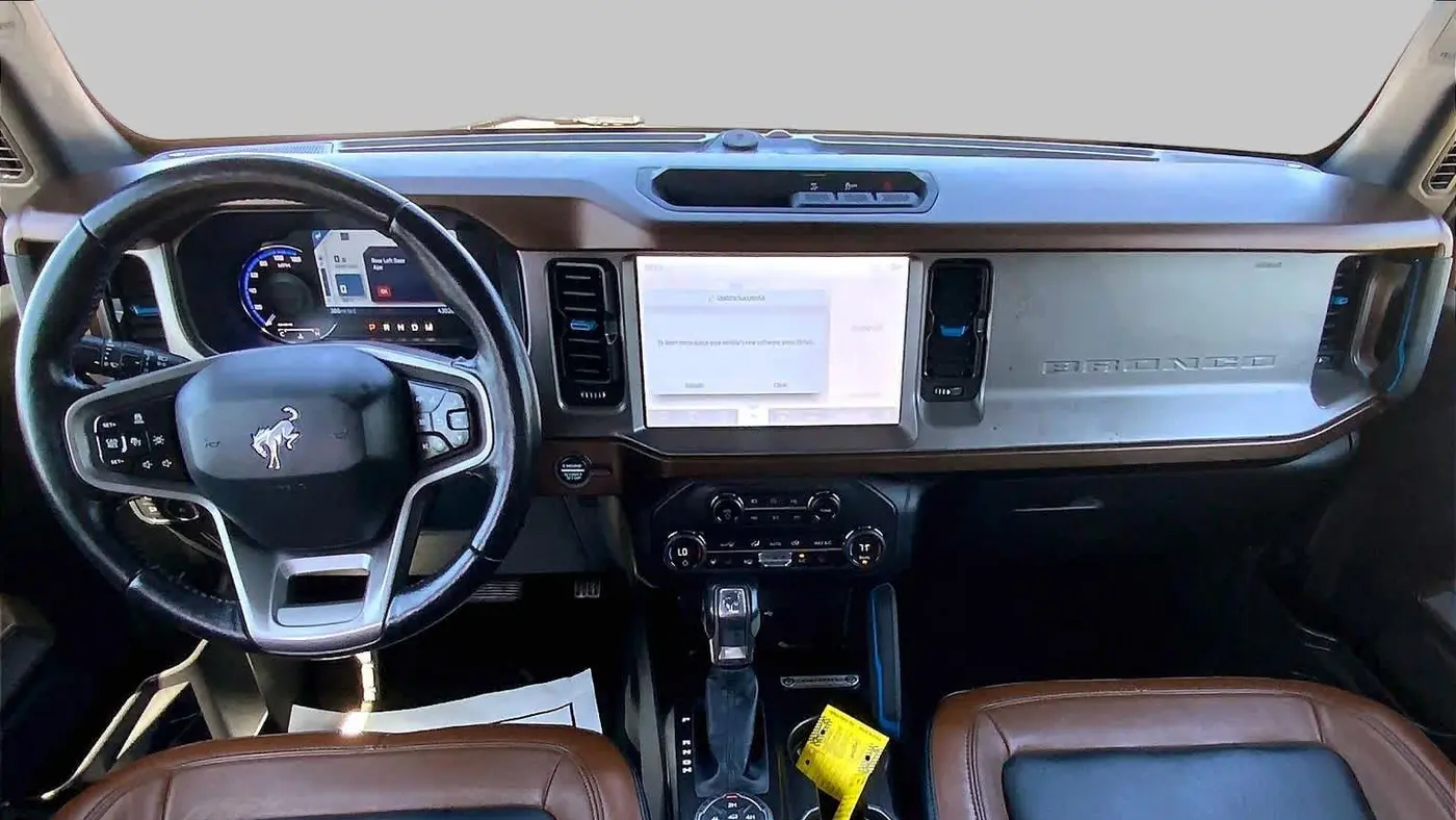 2021 Ford Bronco Base