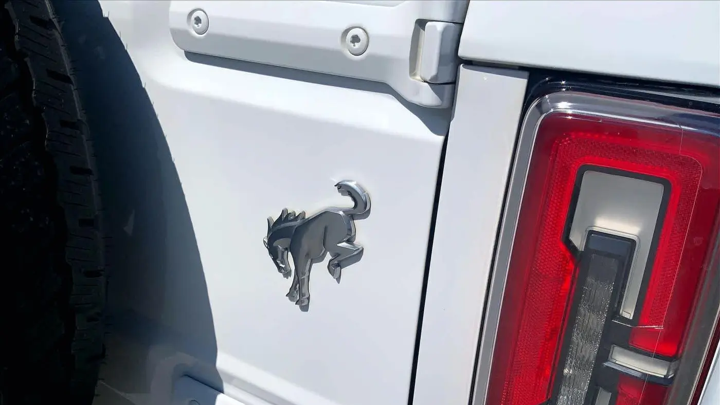 2021 Ford Bronco Base