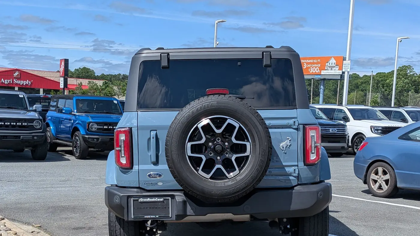 2023 Ford Bronco Base