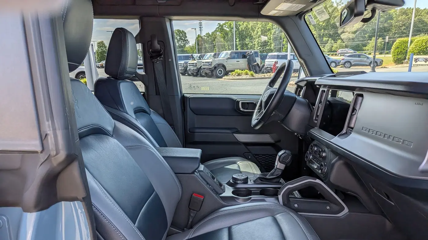 2023 Ford Bronco Base