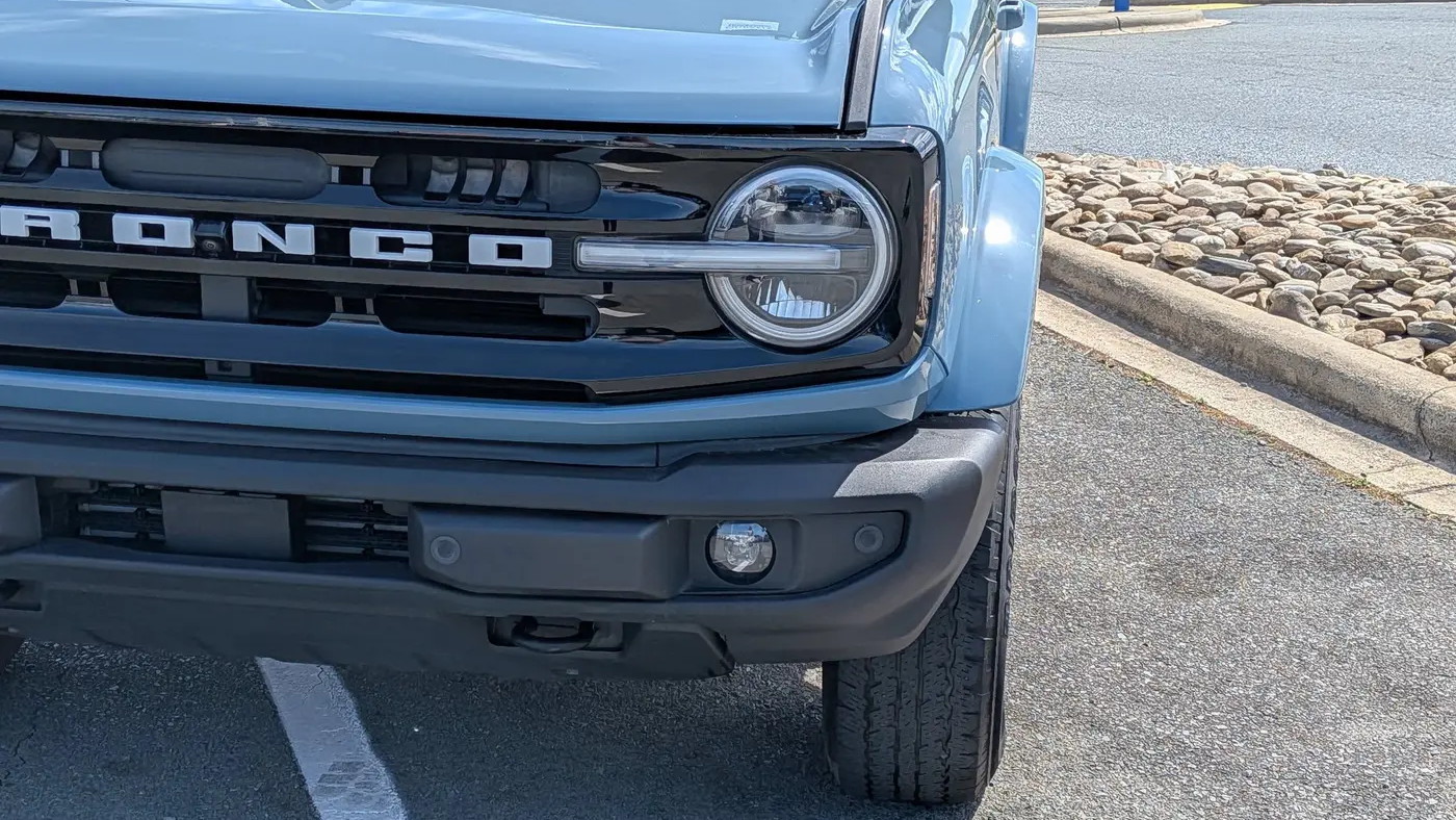 2023 Ford Bronco Base