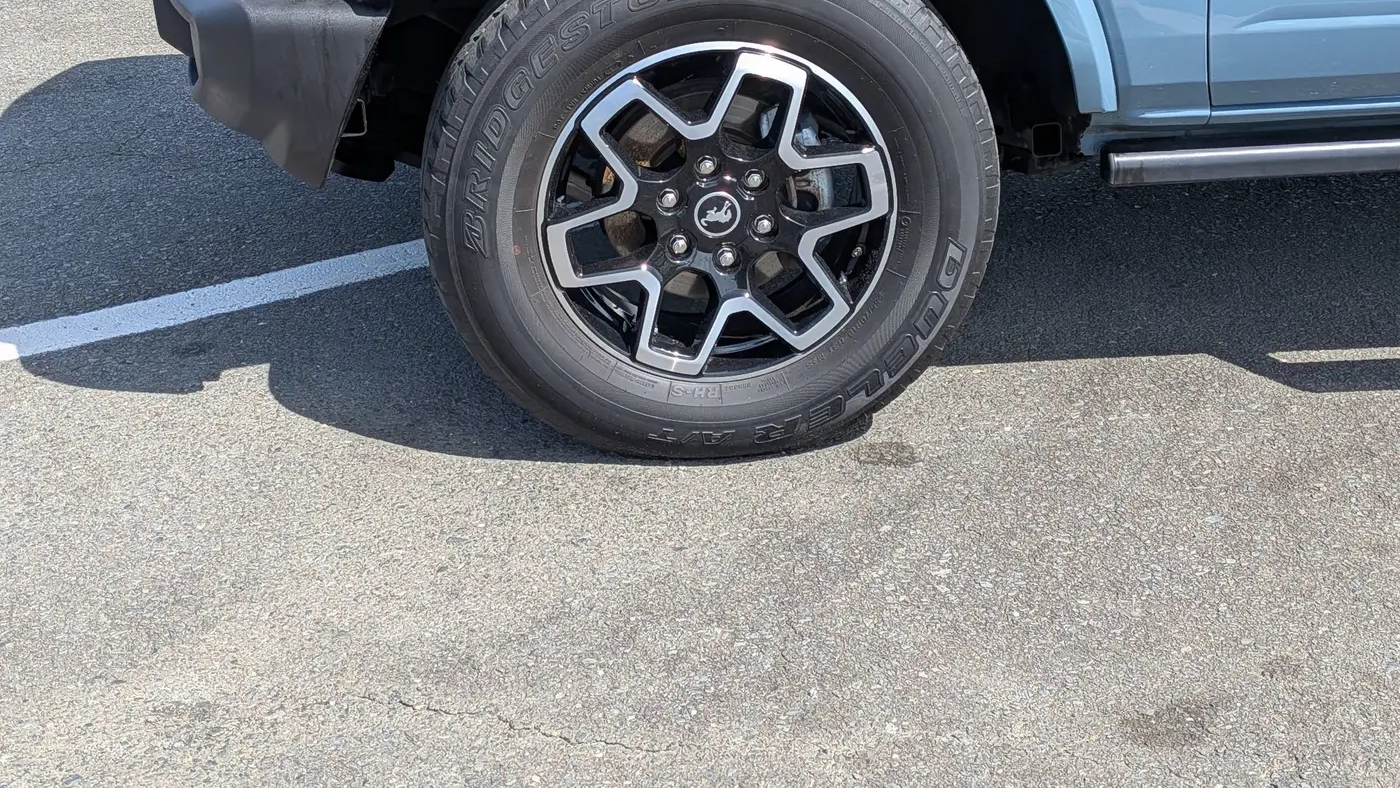 2023 Ford Bronco Base