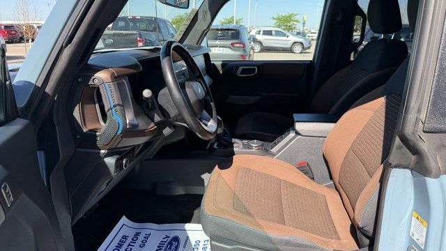 2023 Ford Bronco Base