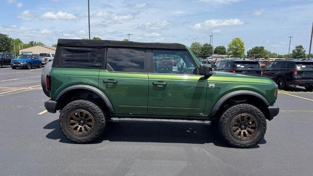 2022 Ford Bronco Base