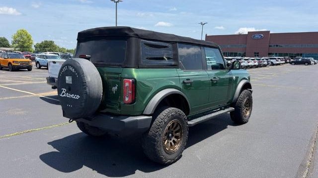 2022 Ford Bronco Base