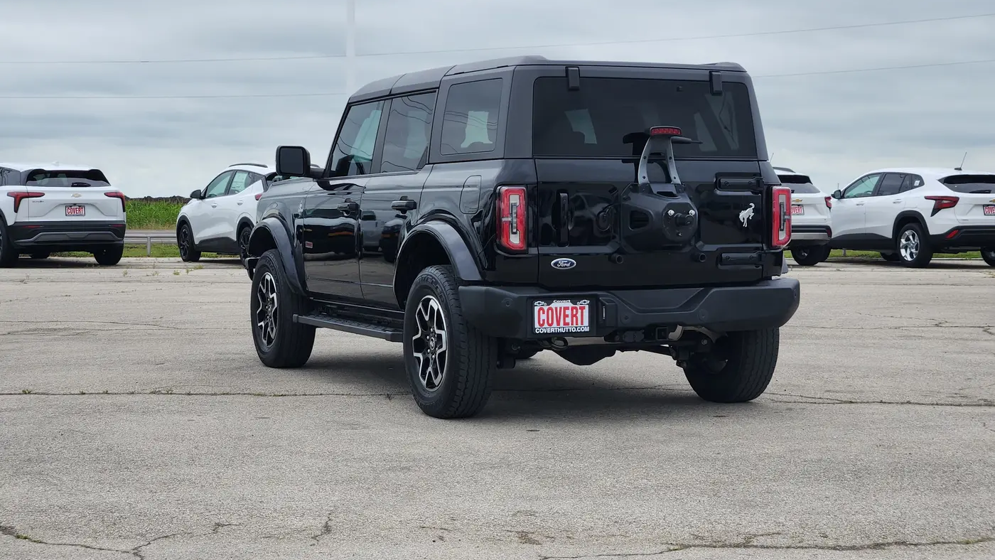 2023 Ford Bronco Base