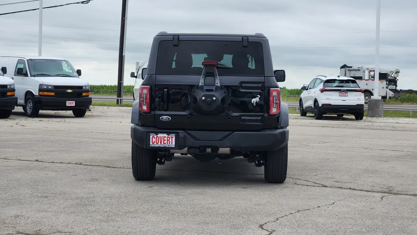 2023 Ford Bronco Base