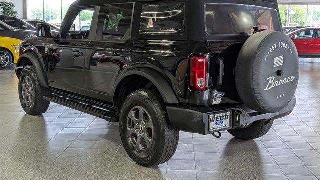 2023 Ford Bronco Base