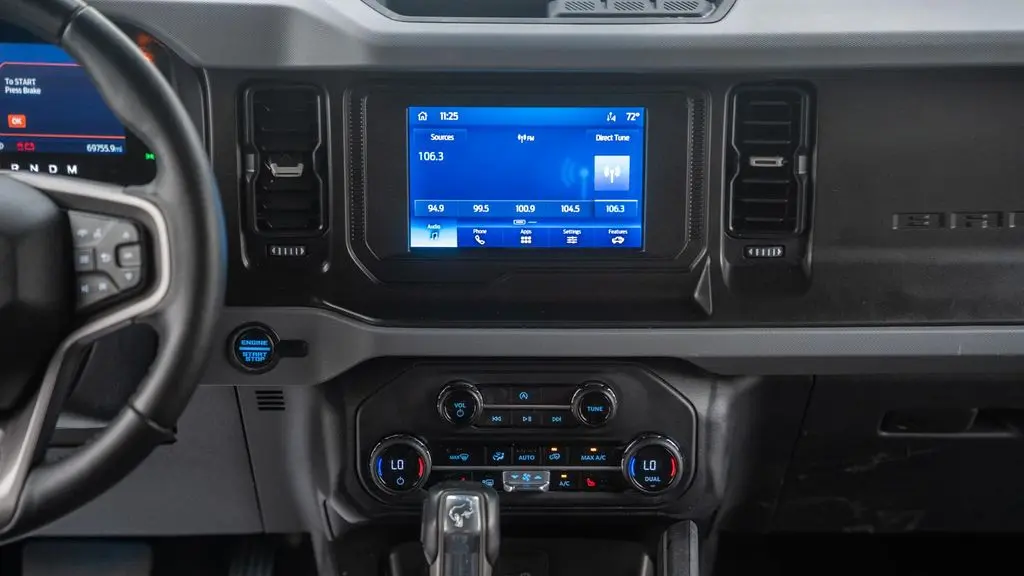 2023 Ford Bronco Base