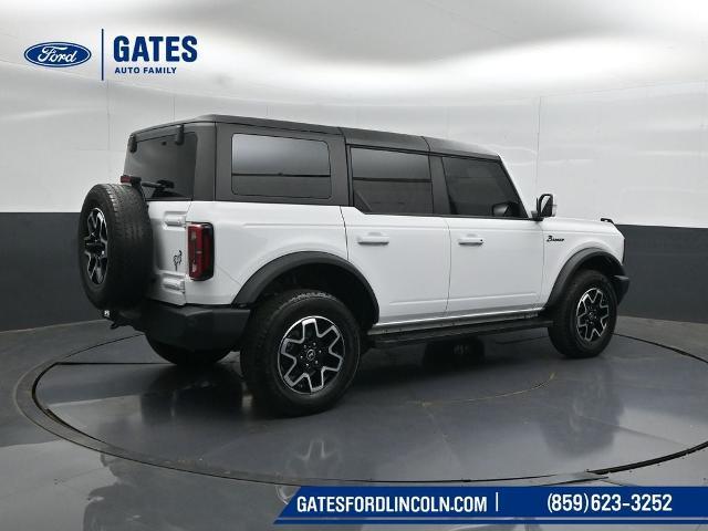 2022 Ford Bronco - $32,998
