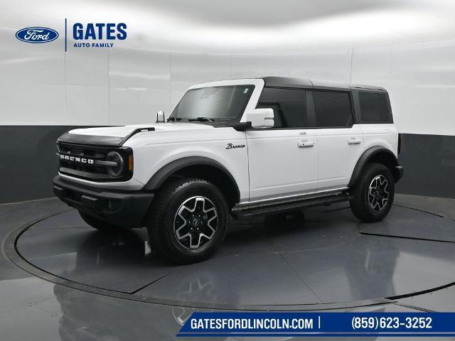 2022 Ford Bronco - $32,998