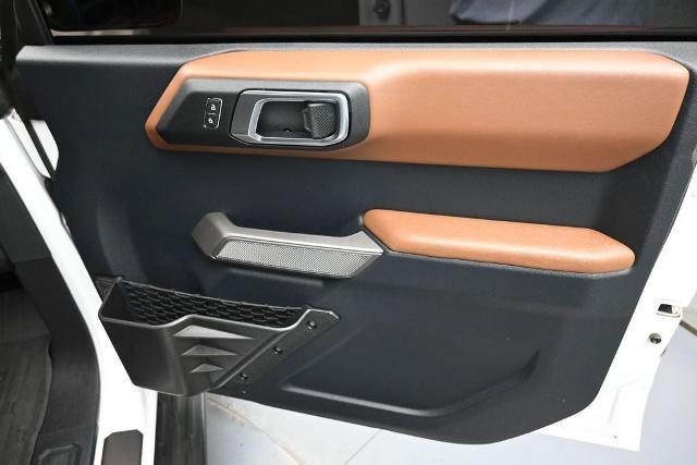 2022 Ford Bronco - $32,998