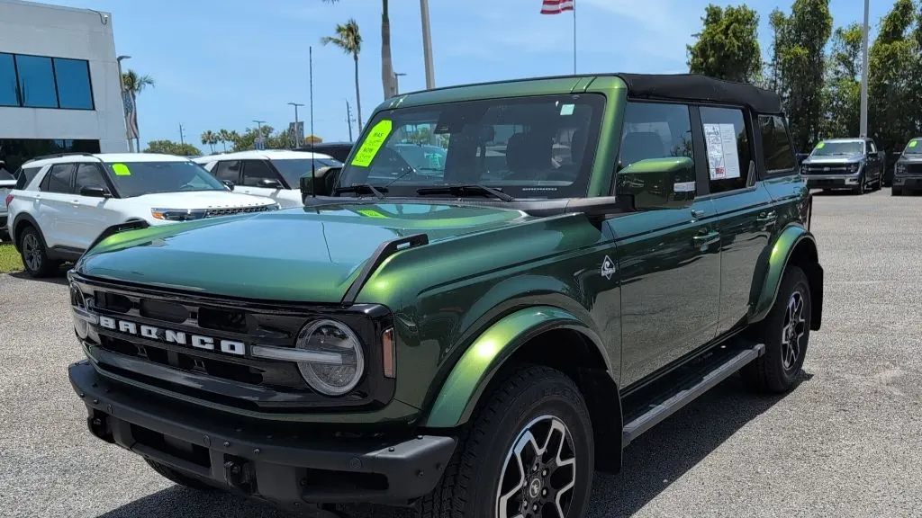 2022 Ford Bronco Outer Banks