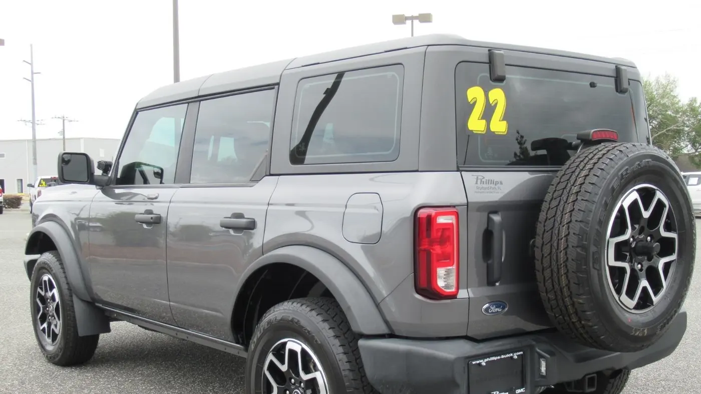2022 Ford Bronco Base