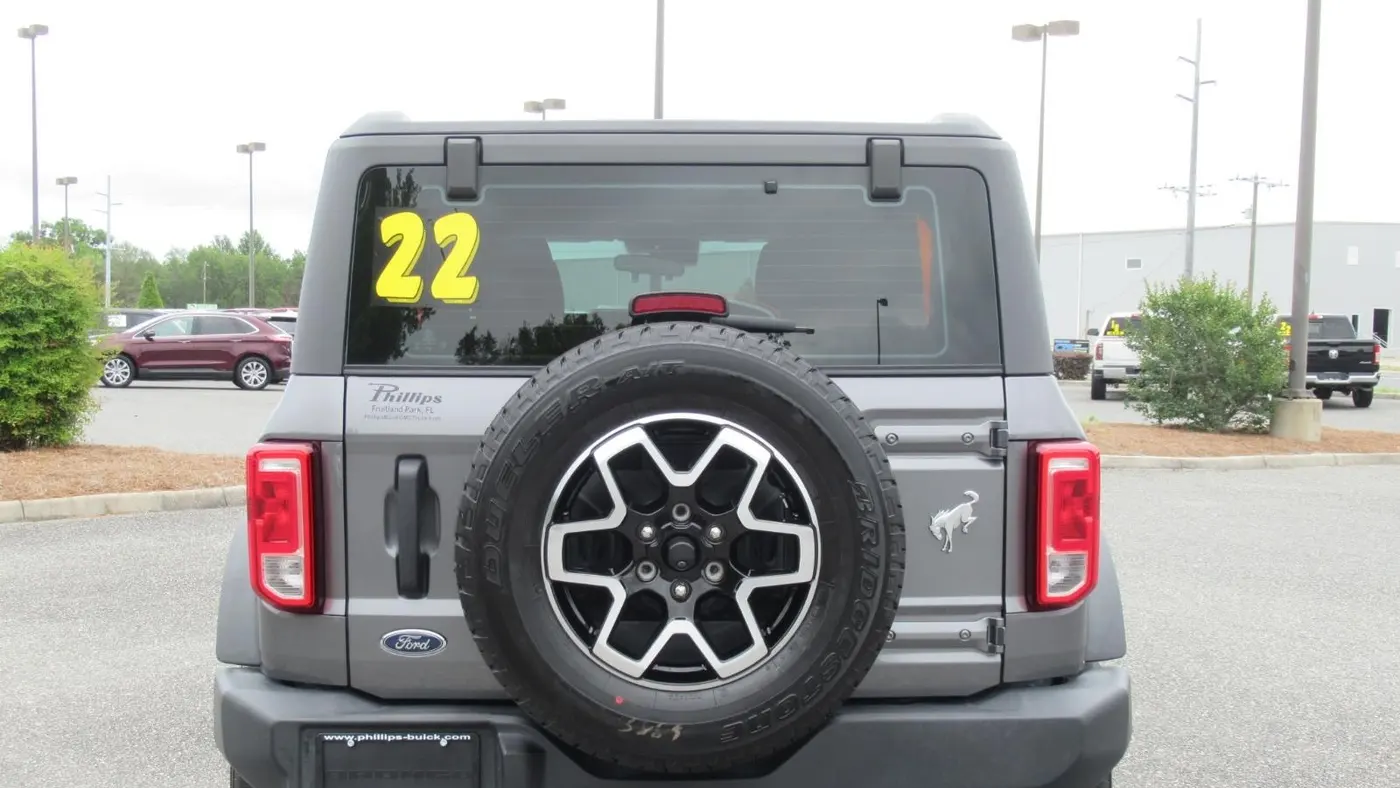 2022 Ford Bronco Base