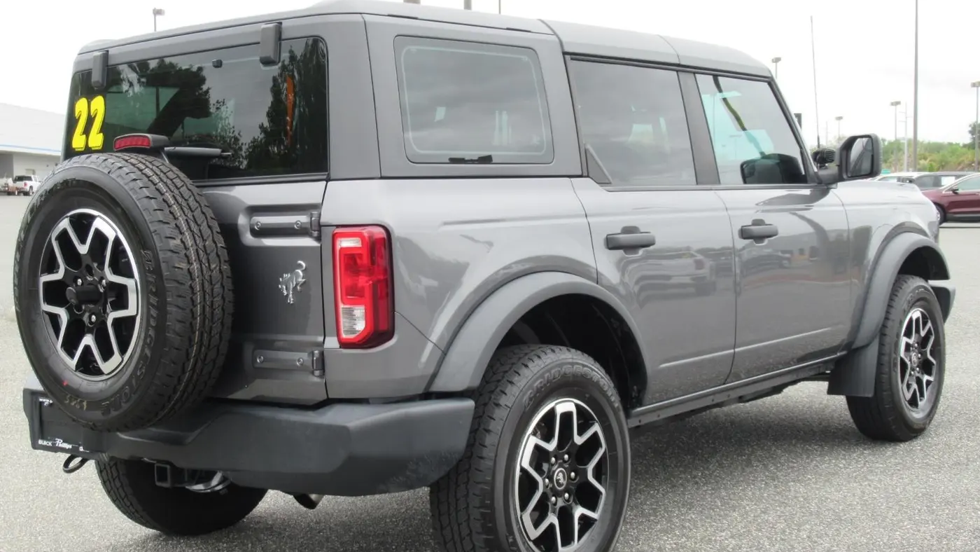 2022 Ford Bronco Base
