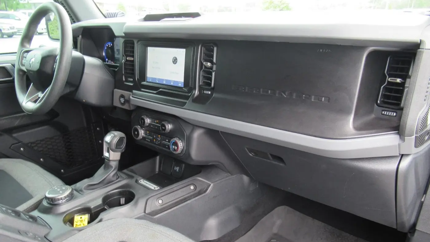 2022 Ford Bronco Base