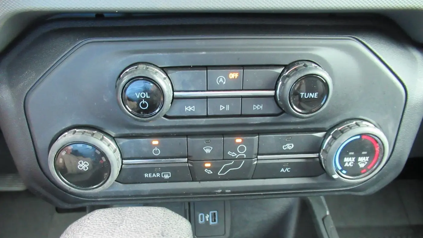 2022 Ford Bronco Base