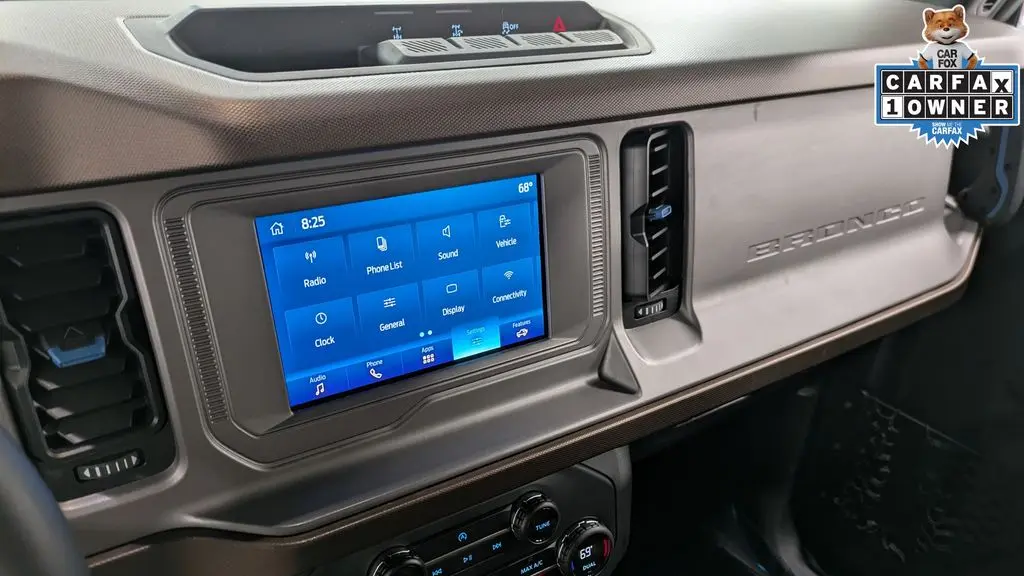 2023 Ford Bronco Base