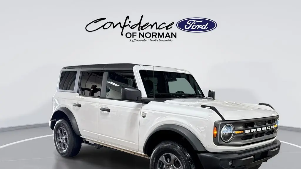 2023 Ford Bronco Base