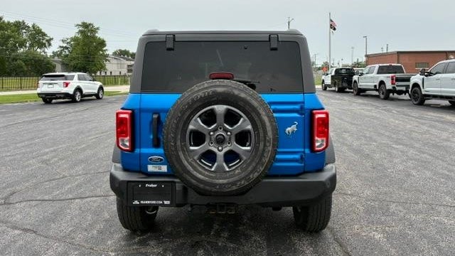 2023 Ford Bronco Base