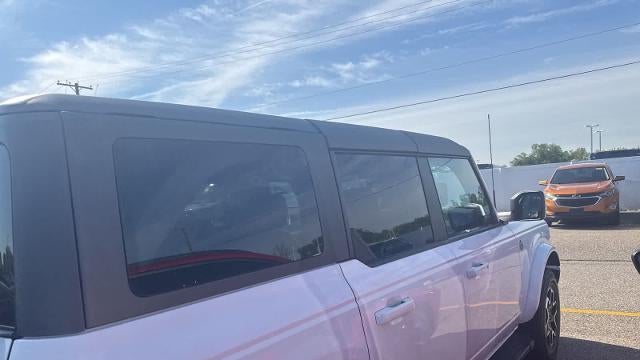 2023 Ford Bronco Base